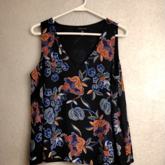 Adrienne Vittadini Tops - Women's Adrienne Vittadini  Navy Blue Floral Top    Size M